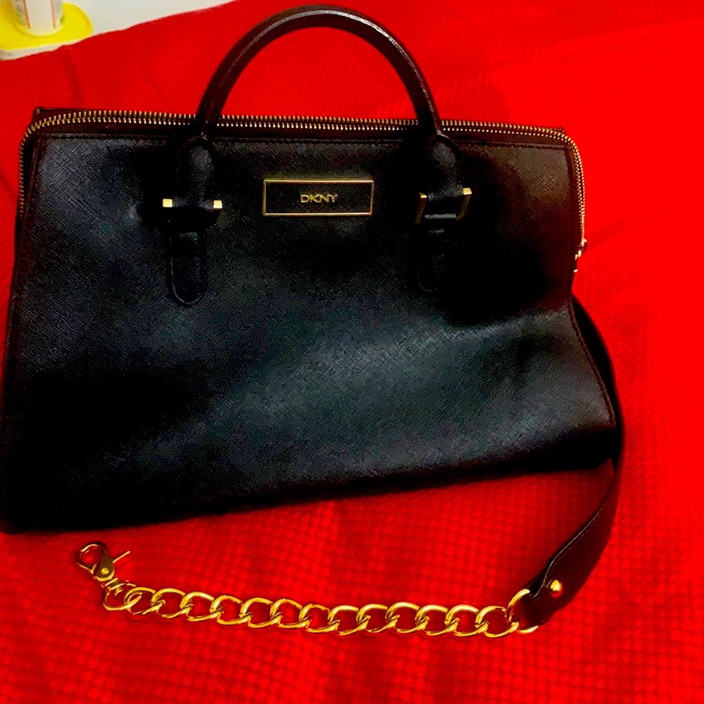 DKNY Purse. Black, great condition